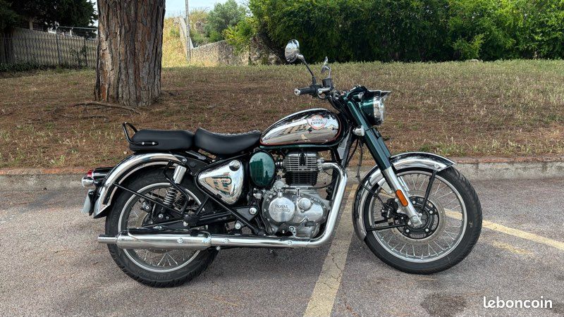 Royal Enfield Classic 350 Emerald Green